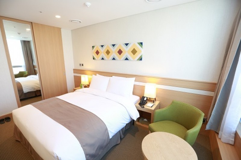T Mark Hotel Myeongdong  (9/11)