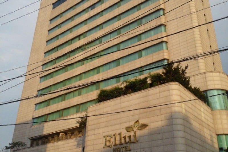 Ellui Hotel (엘루이호텔) (4/5)