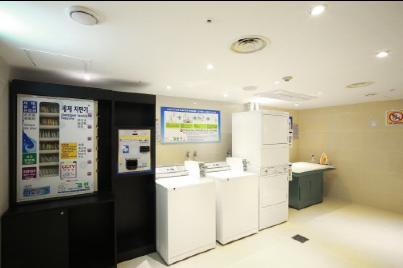 Center Mark Hotel  (4/14)