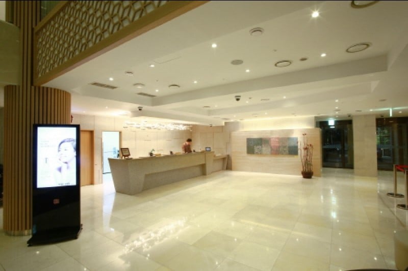 Center Mark Hotel  (8/14)