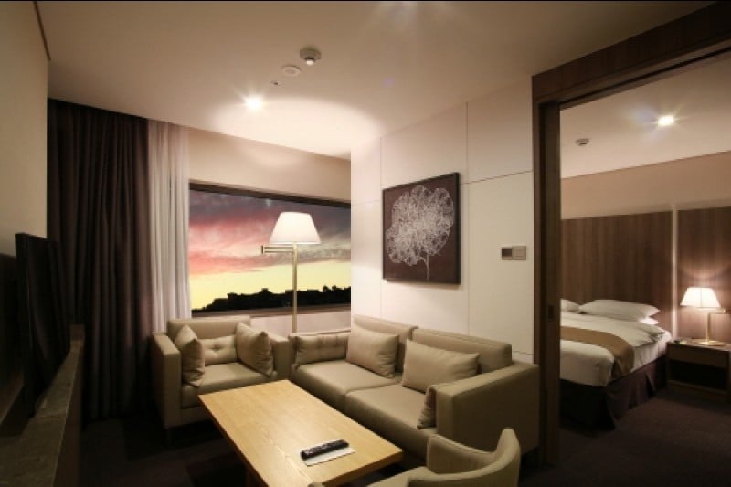 Center Mark Hotel  (9/14)