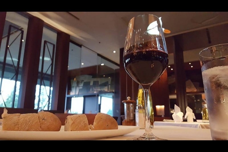 The Paris Grill  (1/12)