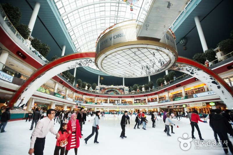 Lotte World Indoor Ice Skating Rink (9/10)