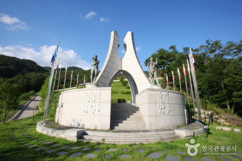 Hwacheon Bimok Park (화천 비목공원) (4/17)