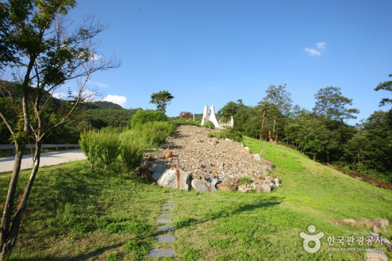 Hwacheon Bimok Park (화천 비목공원) (9/17)