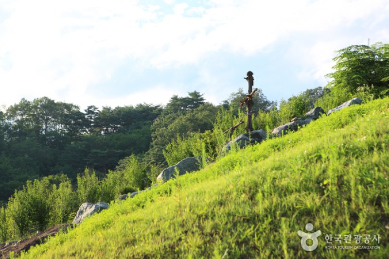 Hwacheon Bimok Park (화천 비목공원) (13/17)