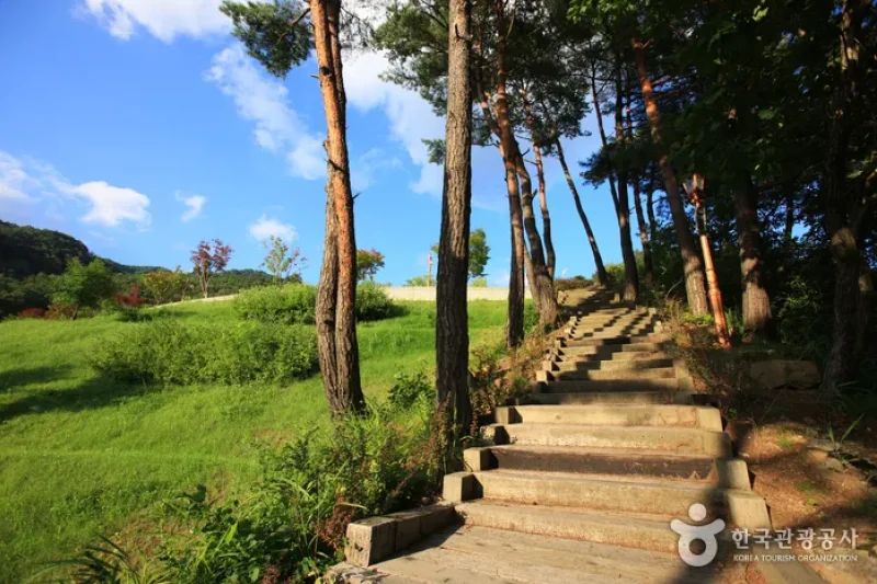Hwacheon Bimok Park (화천 비목공원) (15/17)