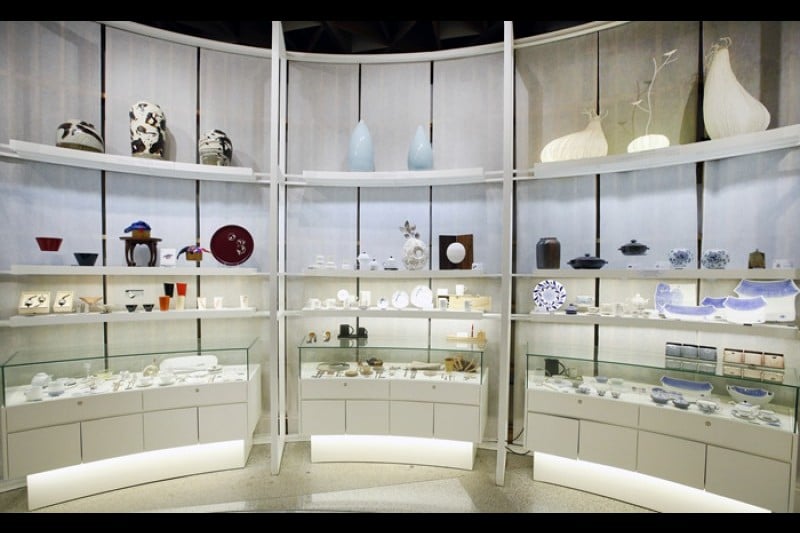 Cheongwadae Sarangchae Souvenir Shop  (4/15)