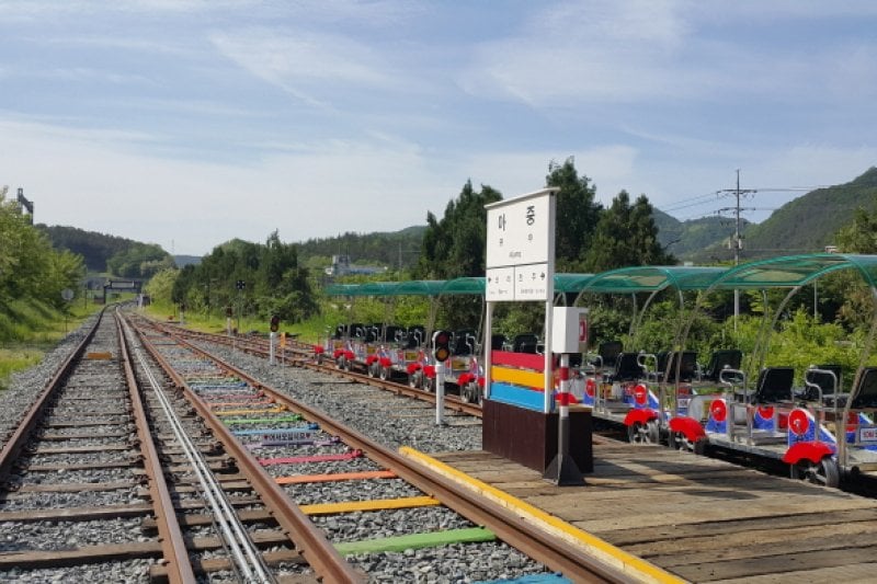 Jeonju Hanok Rail Bike  (6/9)