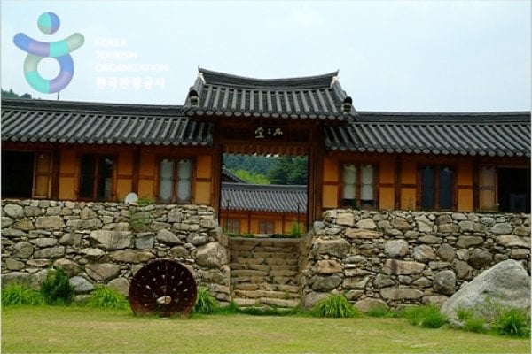 Chi-ong Art Center