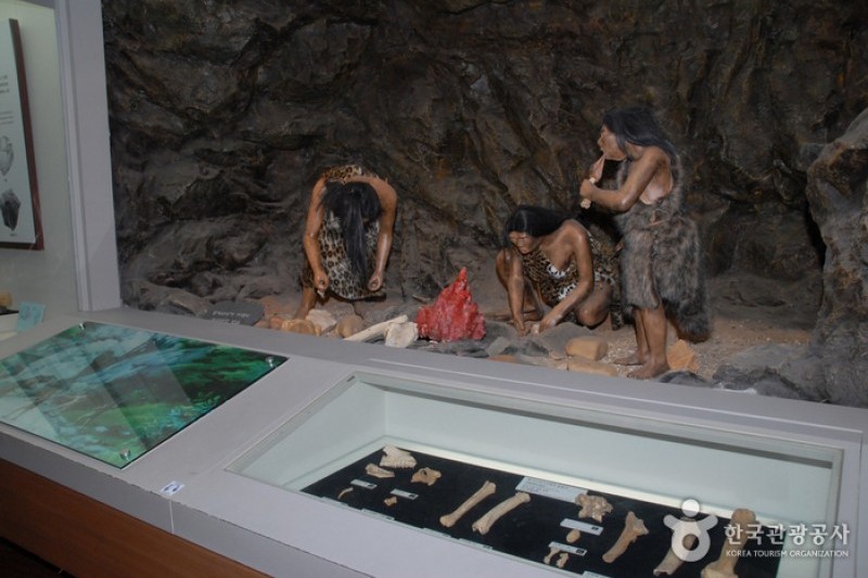 Seokjangni Museum  (9/11)