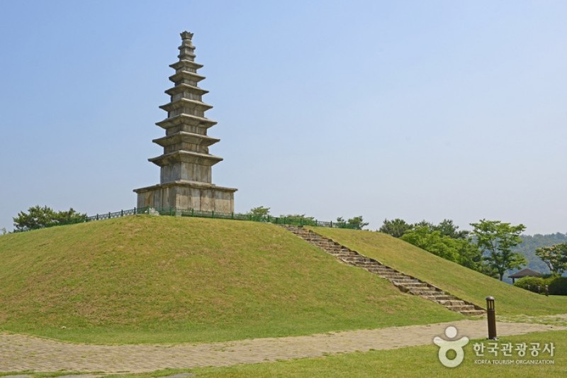 Jungangtap Park  (20/21)