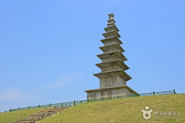 Jungangtap Park