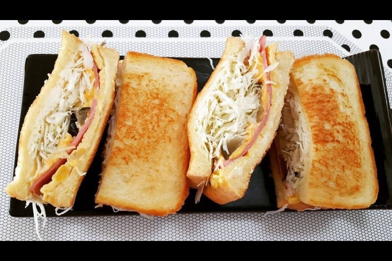 Isaac Toast Myeong-dong Branch (8/12)