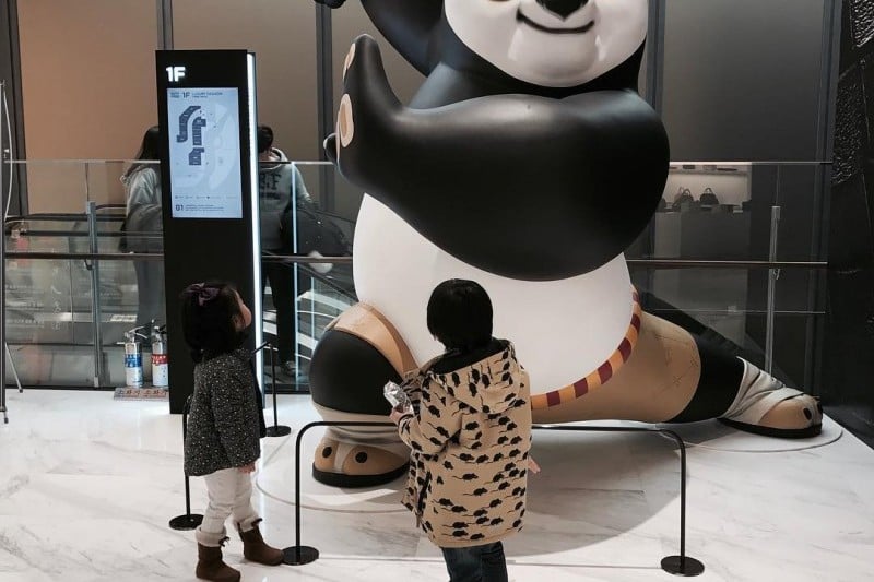 Shinsegae Duty Free Shop - Myeong-dong Branch / Shinsegae Duty Free COUPON (8/23)