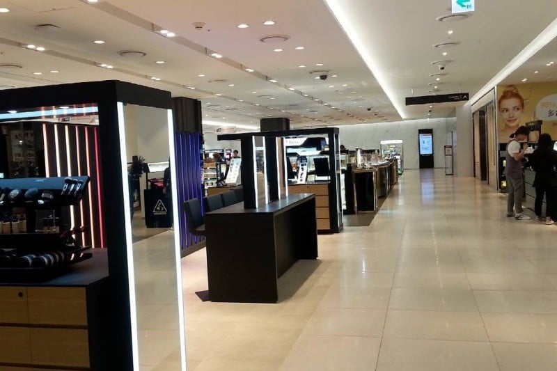 Galleria Duty Free 63  (4/8)