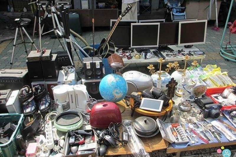 Hwanghakdong Flea Market  (2/9)