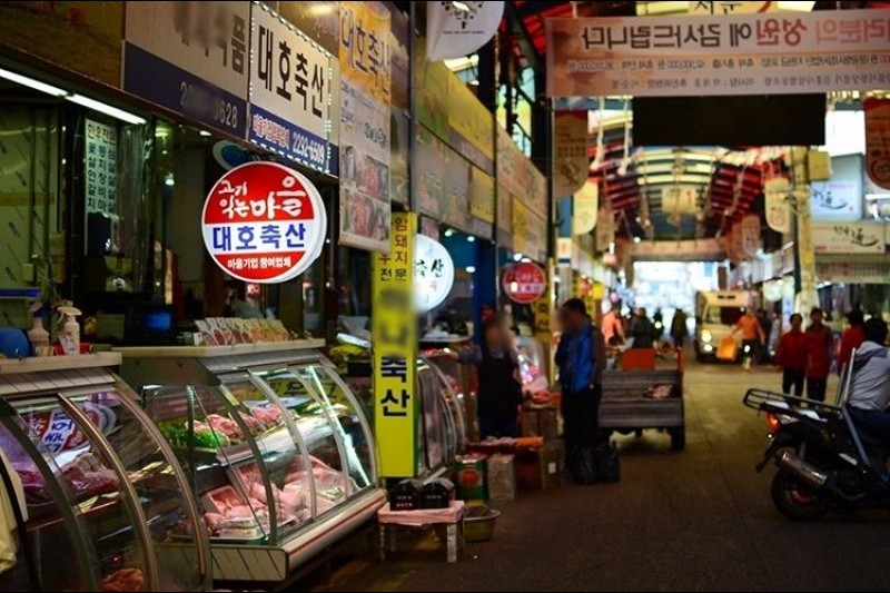 Majang Meat Market  (7/21)