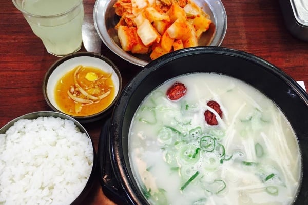 Top 5 Must-Visit Restaurants in Hongdae