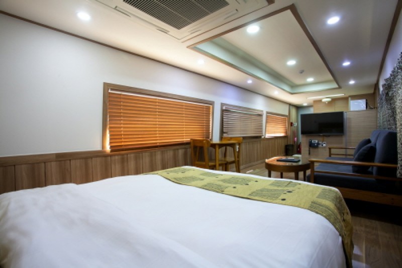 High1 ChooChooPark - Goodstay  (11/22)
