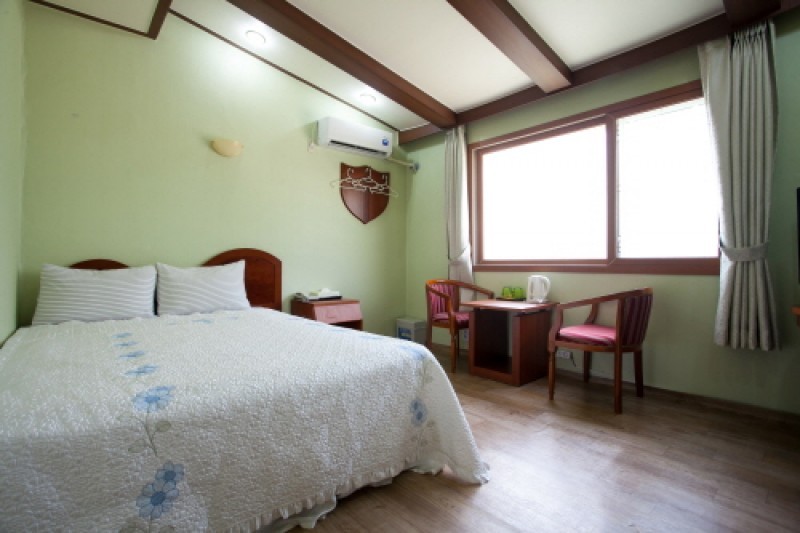 Hotel Sinbuk Hot Springs - Goodstay  (2/6)