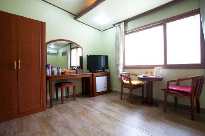 Hotel Sinbuk Hot Springs - Goodstay  (3/6)
