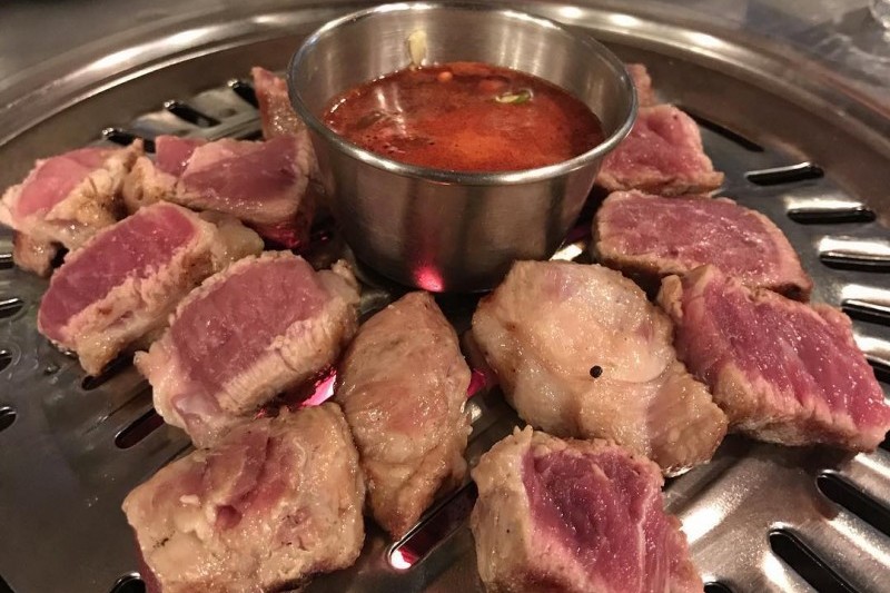 Ganghwatongtong(Offering Roasted Pork) (2/8)