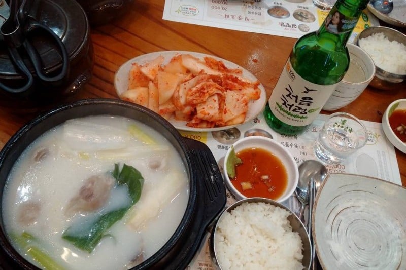 Sinchon Seolleongtang  (3/7)