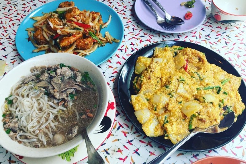 Tuk Tuk Noodle Thai  (6/9)