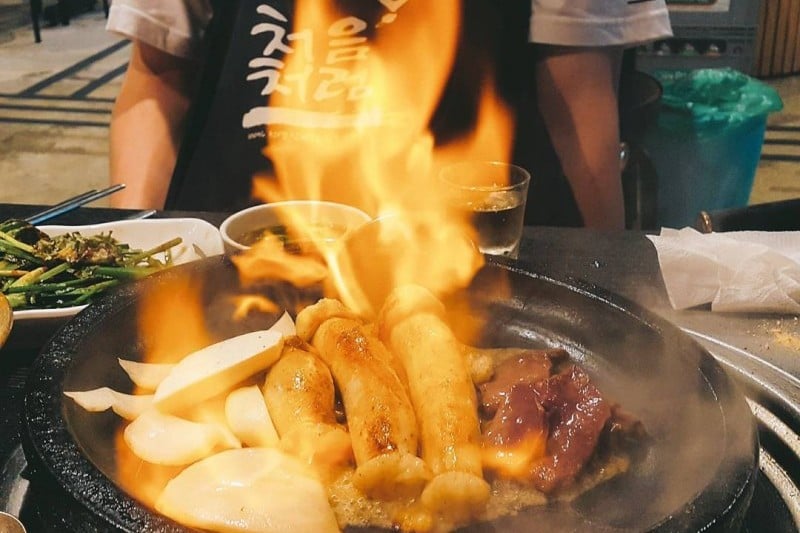Gangsu Gopchang(grilled beef tripe) - Hongdae Branch (2/14)