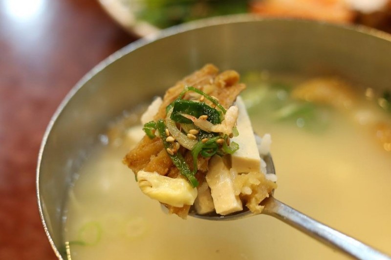 Mugyo-dong Bugeogukjip (1/9)
