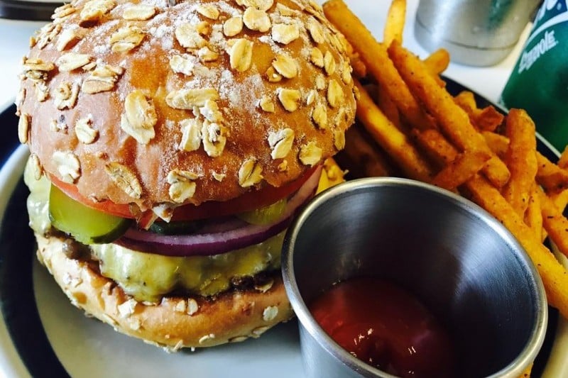 Iam A burger (Hongdae Branch) (8/10)
