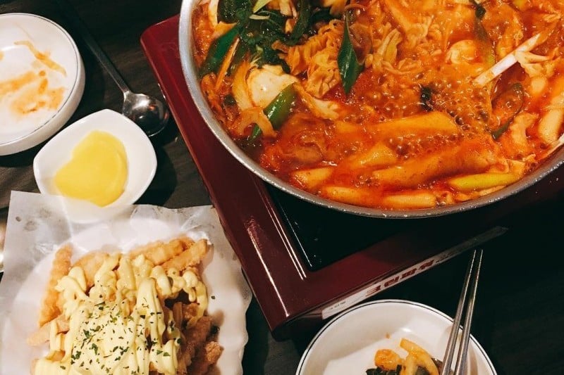 Ttobogetji Tteokbokki Hongdae Branch (2/10)