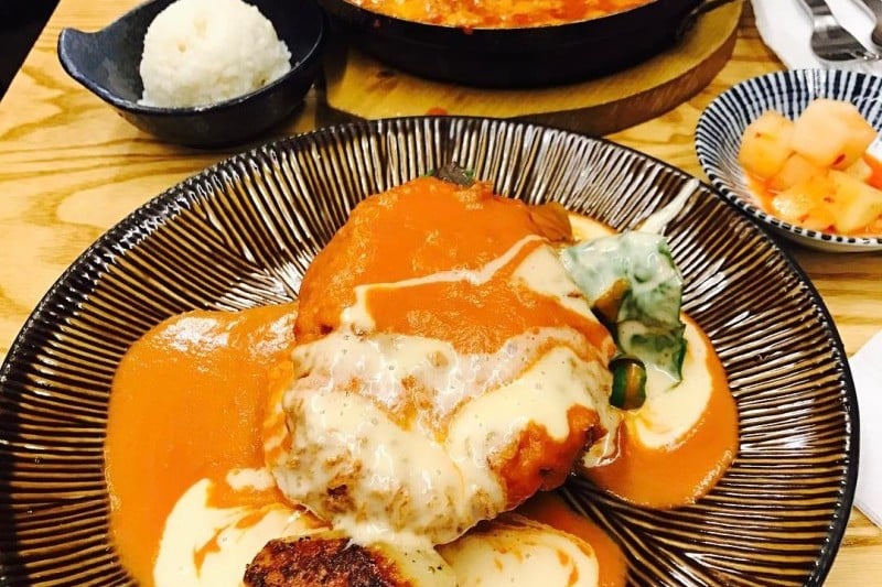 Samonim Dongaseu Hongdae Branch (5/8)