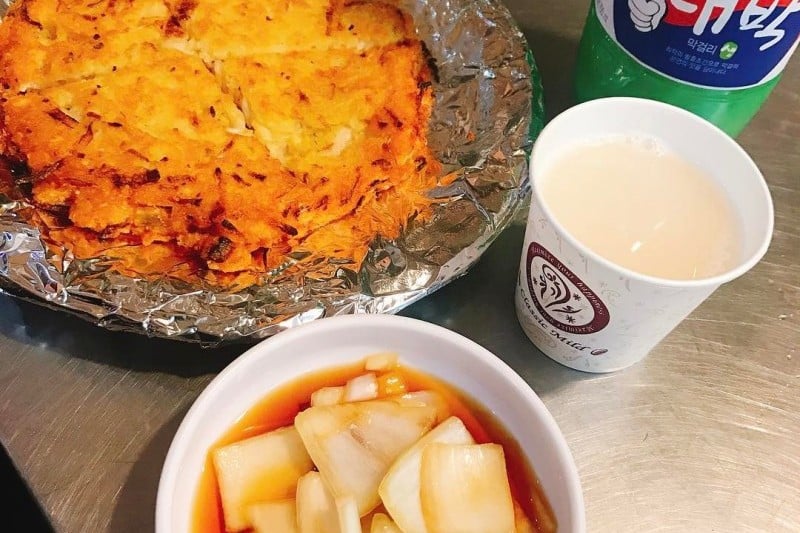 Soonhee's Bindaetteok (2/12)