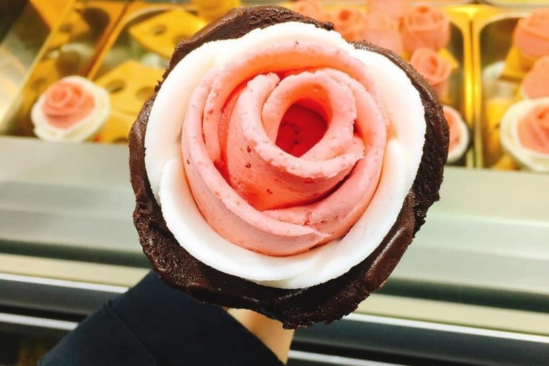 Milky Bee Ice Cream Myeong-dong Branch (5/11)