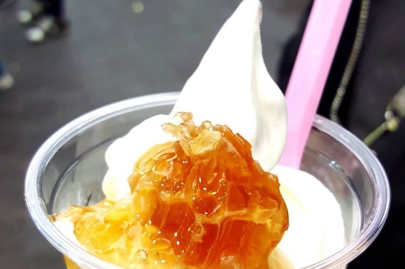 Milky Bee Ice Cream Myeong-dong Branch (8/11)