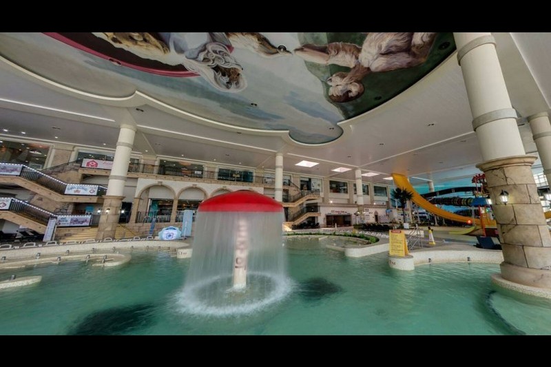 Tedin Family Resort  (11/12)