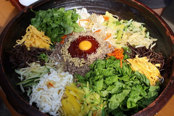 Health Secret of Korea’s Bibimbap, Prepared to Perfection