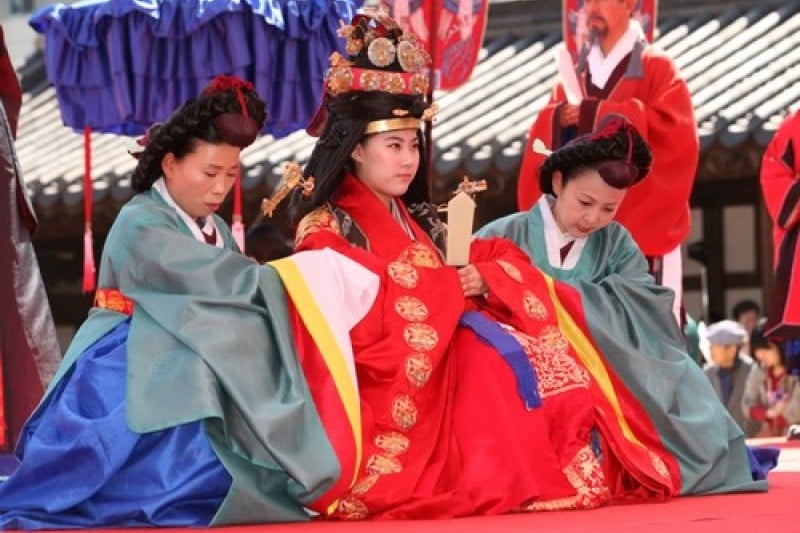 King Gojong and Queen Min’s Royal Wedding Ceremony  (1/7)