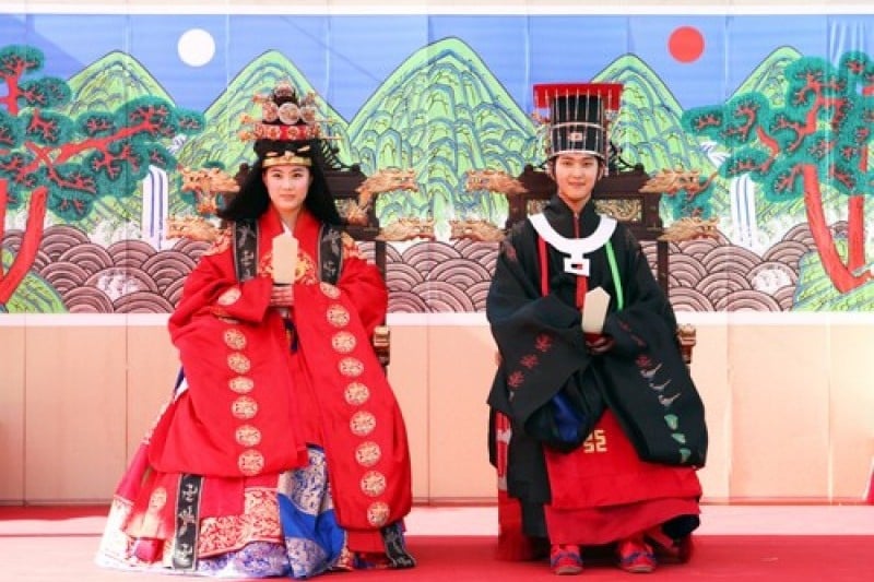 King Gojong and Queen Min’s Royal Wedding Ceremony  (7/7)