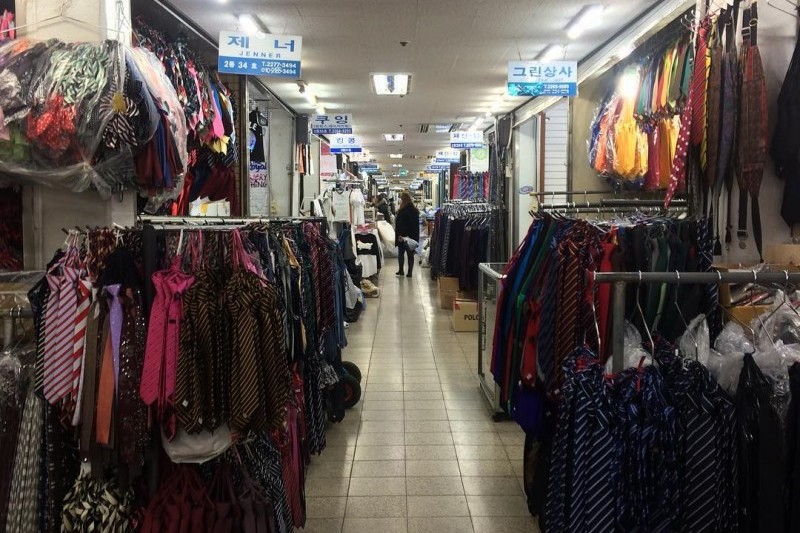 Pyounghwa (Pyeonghwa) Fashion Town (7/11)