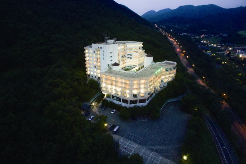 Ilsung Bugok Condo  (6/13)