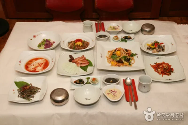 Champum Hanu Yongjibong (용지봉) (1/10)