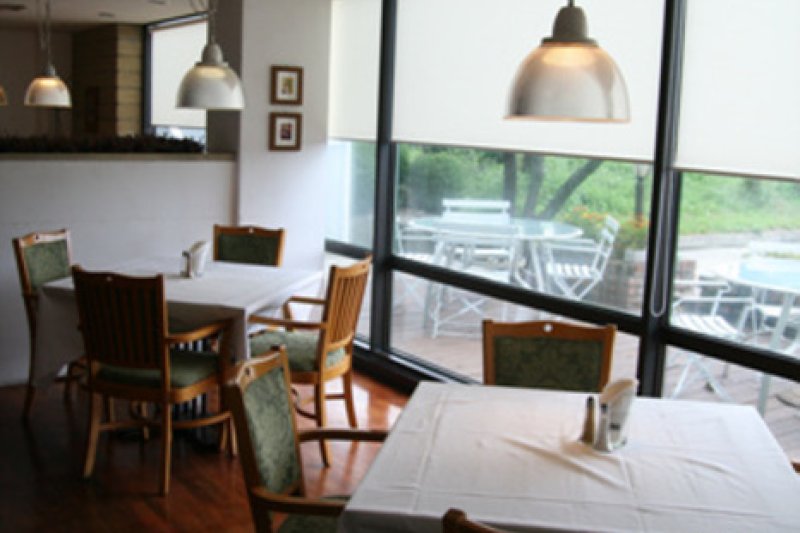 Blue Moon Restaurant  (3/9)