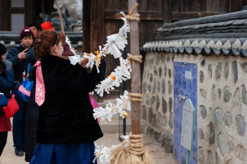 Five Nobleman’s Seollal Feast of Namsangol Hanok Village  (5/7)