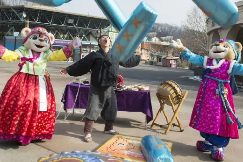 Everland Seollal Folk Hanmadang Festival (3/4)