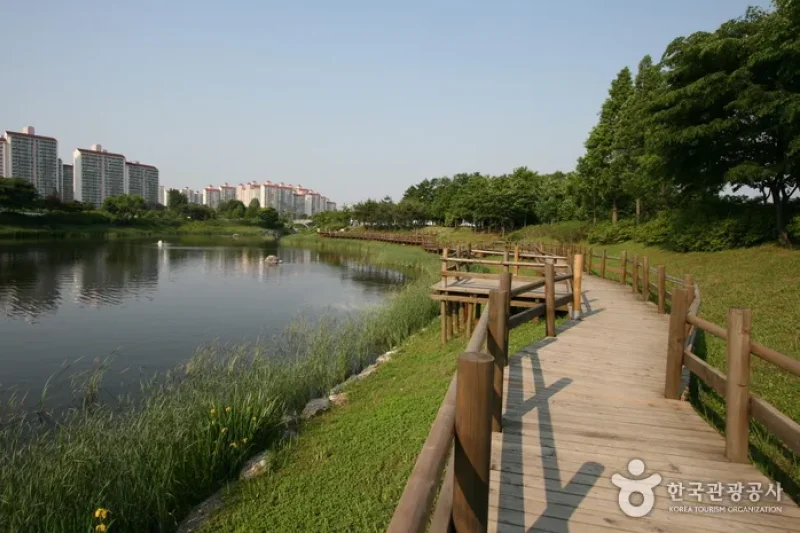 Jangja Lake Park  (3/7)