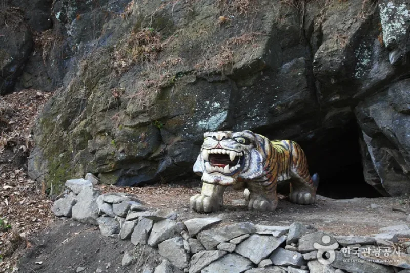 Old Sanmaki Trail (산막이옛길) (8/12)