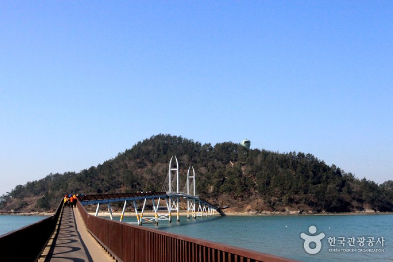 Gaudo Island  (1/12)